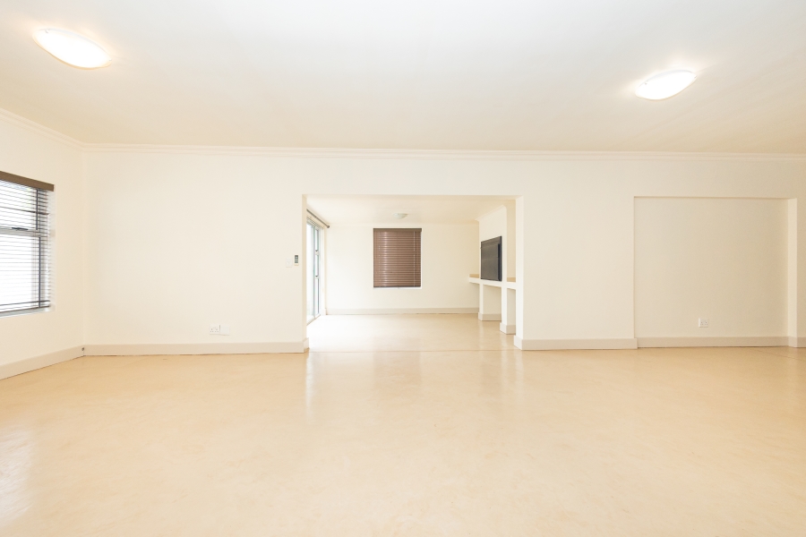 3 Bedroom Property for Sale in Avalon Estate Western Cape